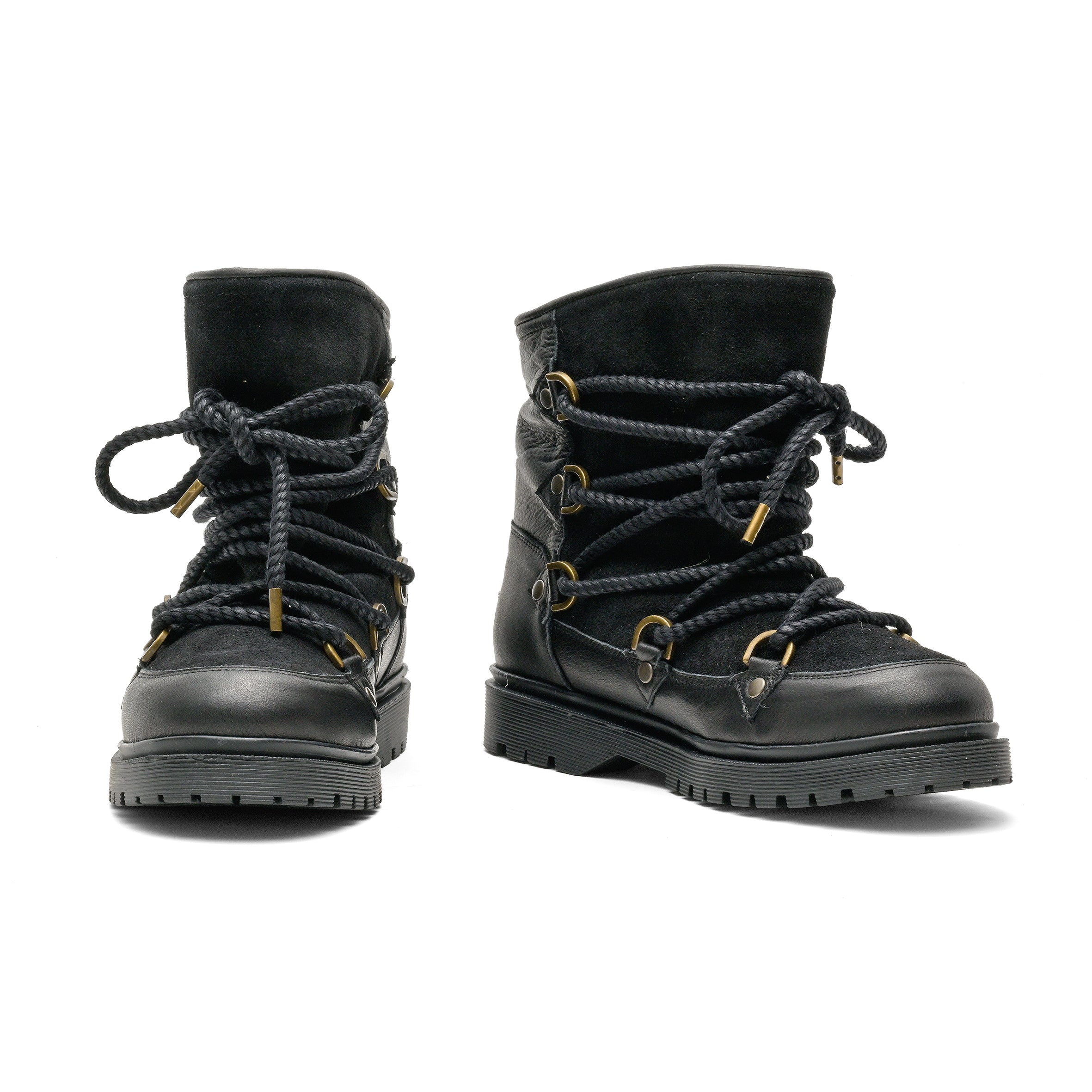 Tibet Stud Black