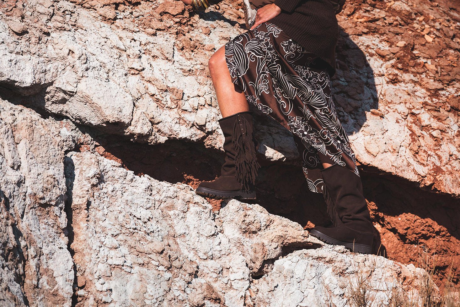 FRINGE HOOG DONKERBRUIN
